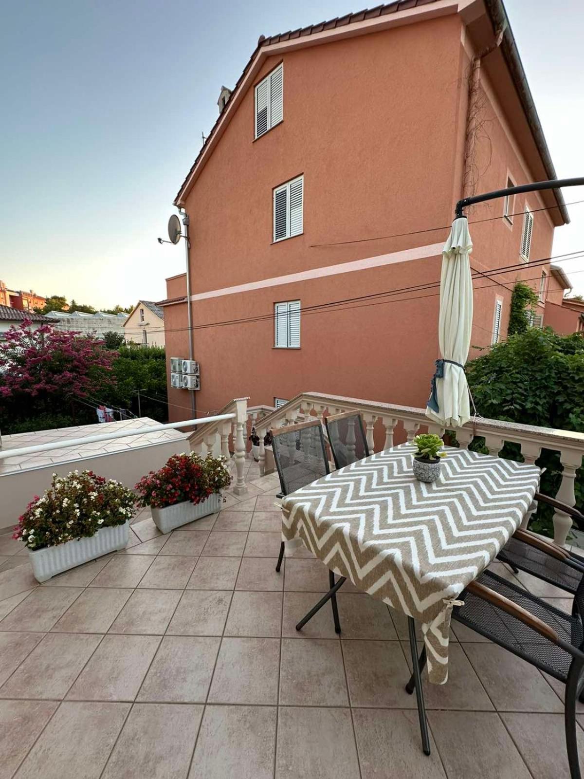 Apartman Branka Rab Town Exterior foto